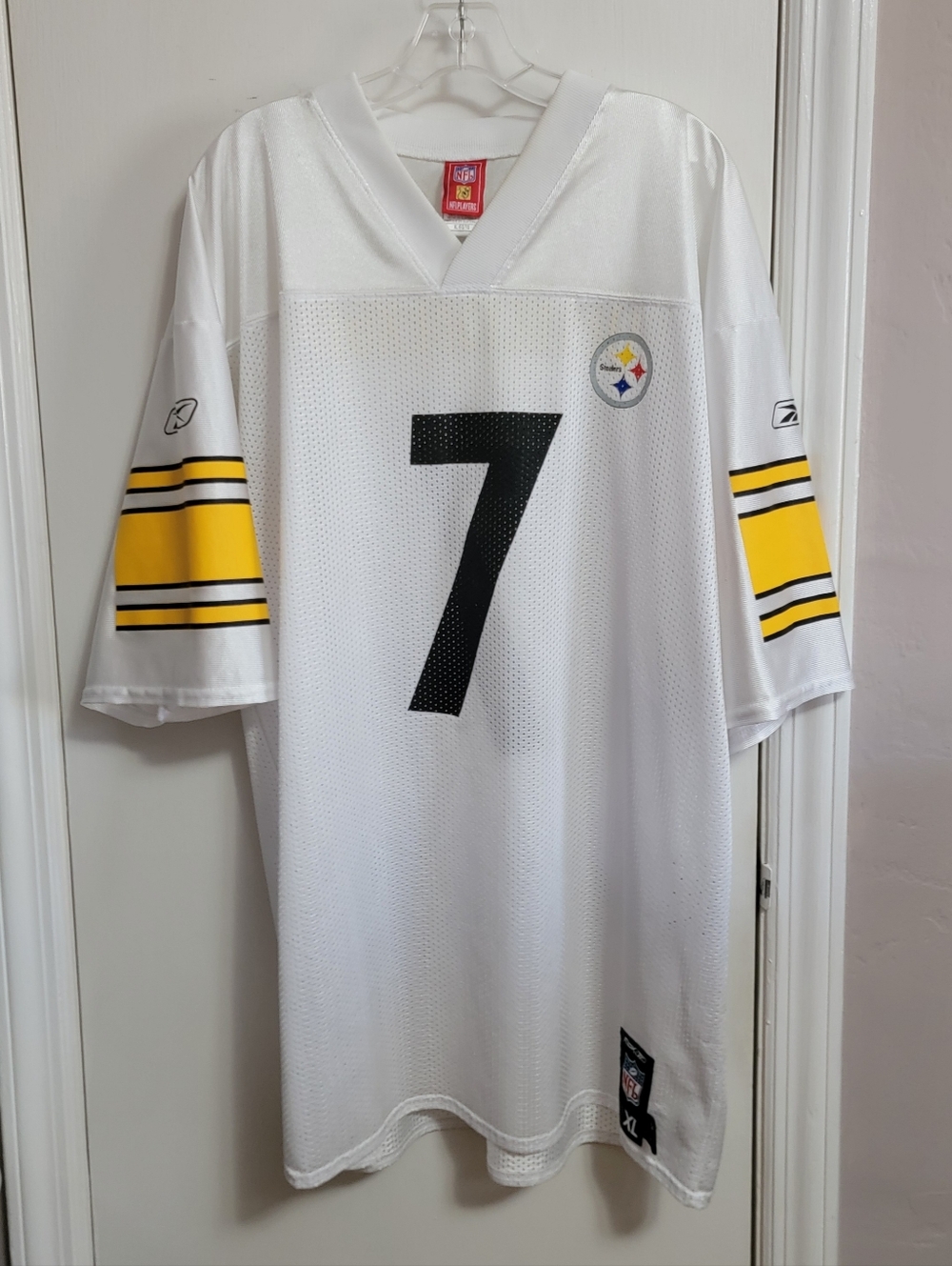 Ben Roethlisberger white Steelers jersey